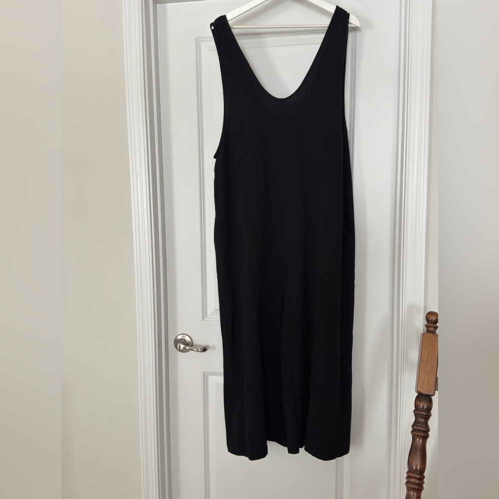 Elegant Black Women's Jumper